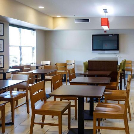 Country Inn & Suites By Radisson, Washington, Dc East - Capitol Heights, Md Zewnętrze zdjęcie