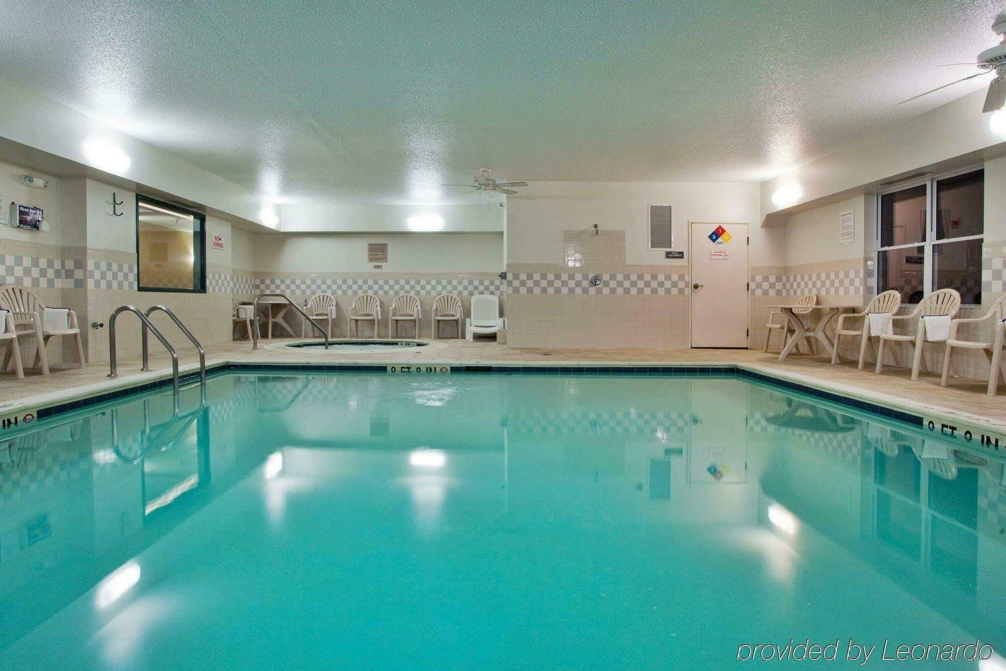 Country Inn & Suites By Radisson, Washington, Dc East - Capitol Heights, Md Zewnętrze zdjęcie